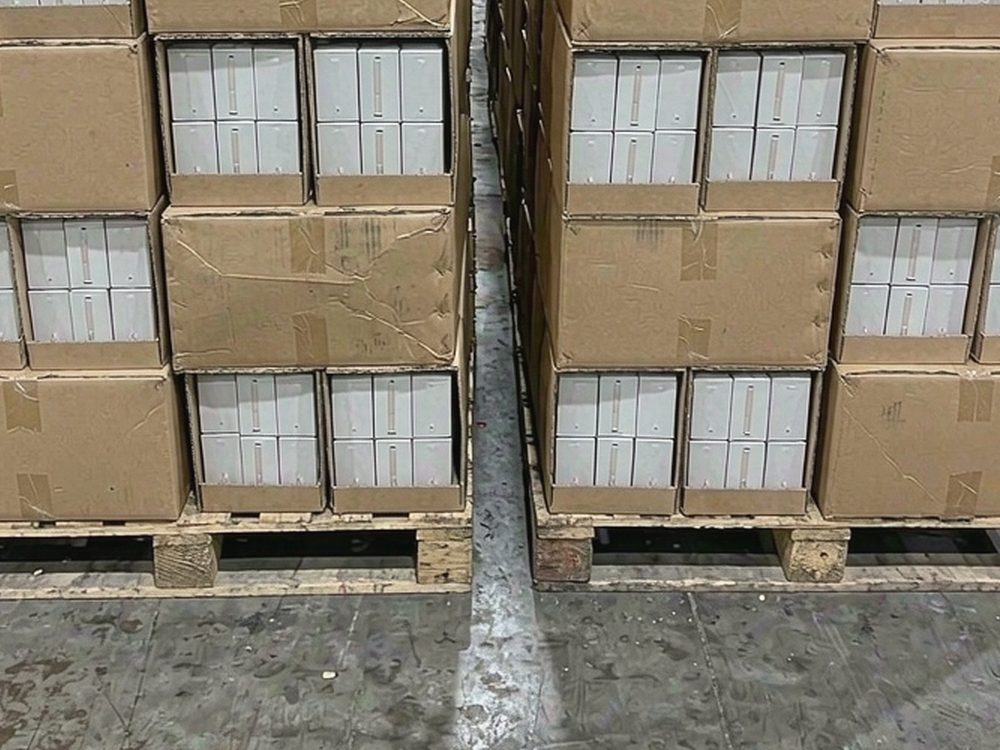 B2B Supply of IQOS products in Belarus — bulk case