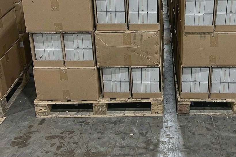 Bulk Distribution for IQOS disposables — container load