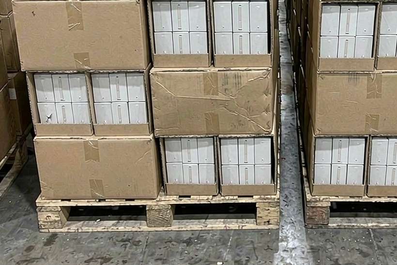 Buyer's Guide to IQOS kits — small parcel