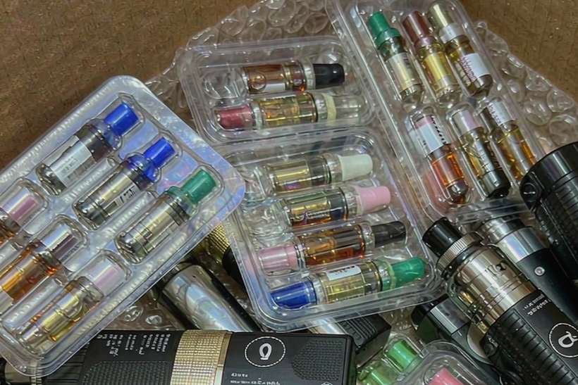 Case Study: IQOS mods — small parcel