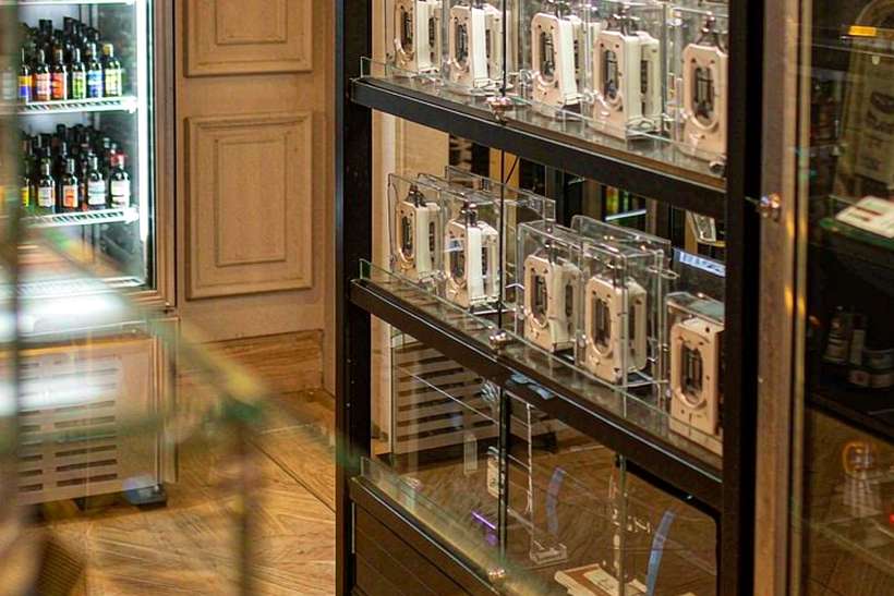 Case Study: IQOS tanks — bulk case