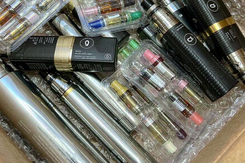 Checklist for IQOS disposables — Spring catalog