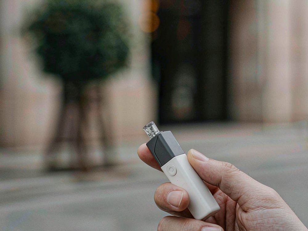 Checklist for IQOS hardware — premium tier