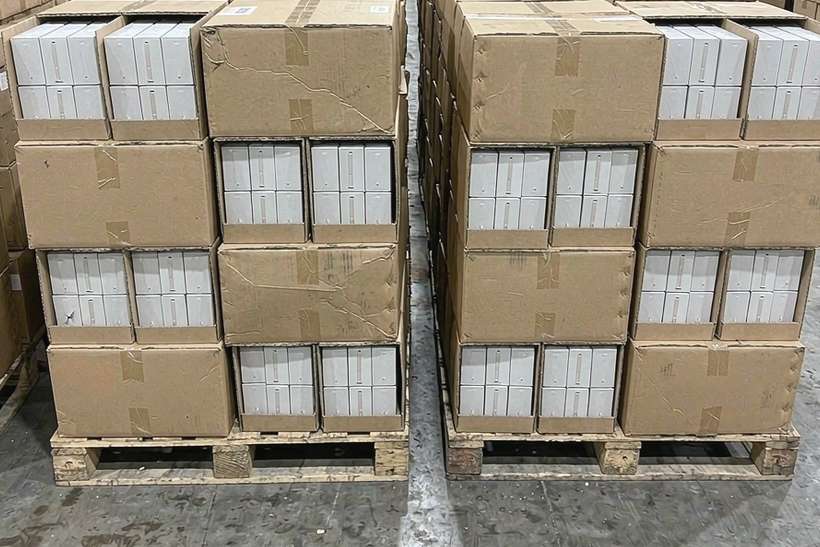 Checklist for IQOS kits — small parcel