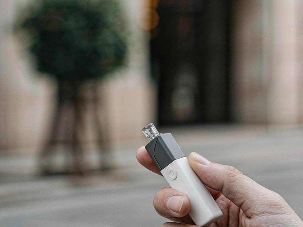 Compliance Notes for IQOS kits — wholesale only