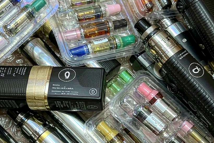 Compliance Notes for IQOS tanks — small parcel
