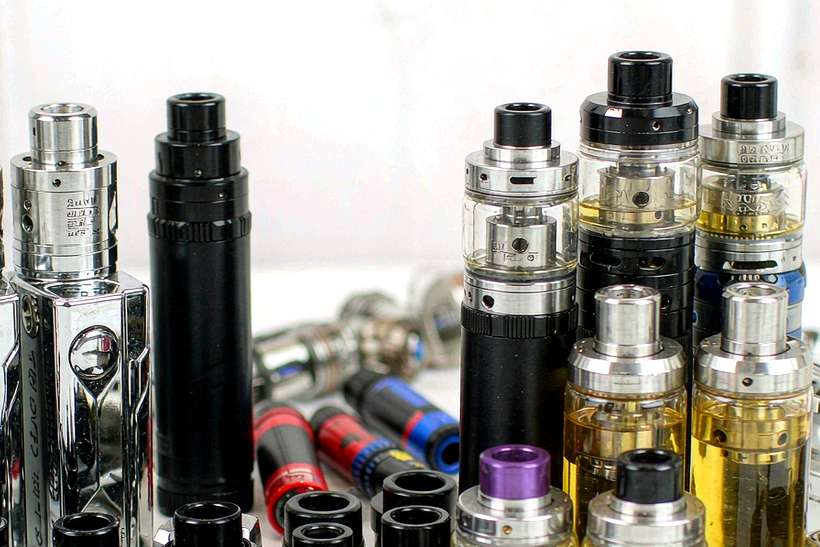 Flavor Catalog of IQOS mods — container load