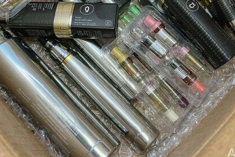 Launch Plan for IQOS tanks — container load