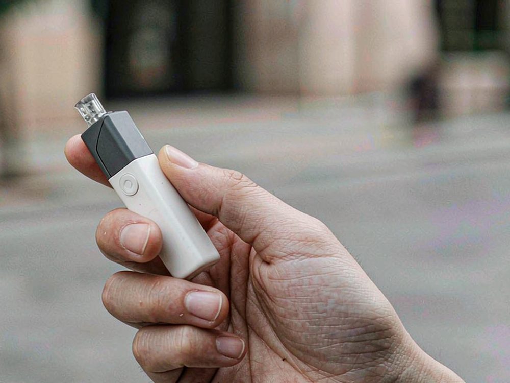 Market Overview of IQOS hardware — with fast shipping