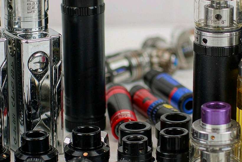 Market Overview of IQOS tanks — Spring catalog