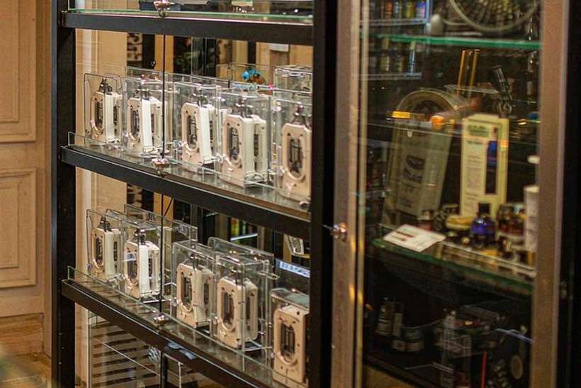 MOQ and Lead Time for IQOS accessories — ODM ready