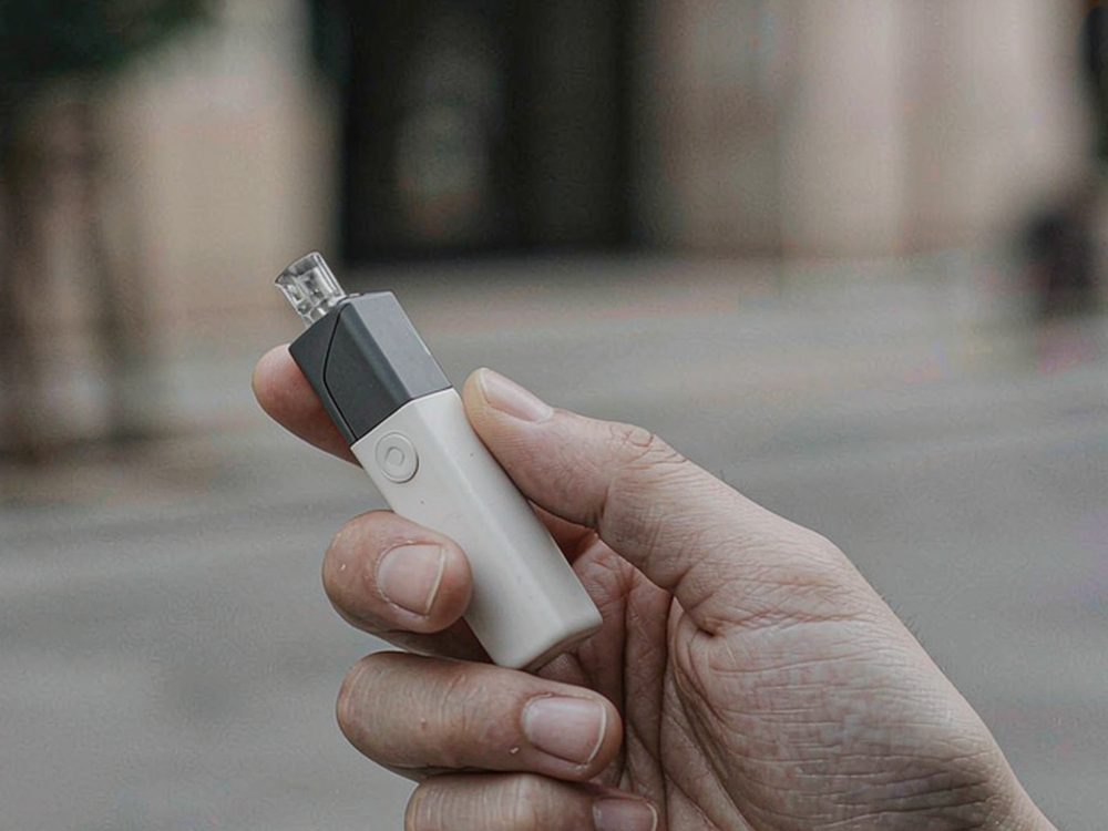 Regional Review of IQOS hardware — premium tier