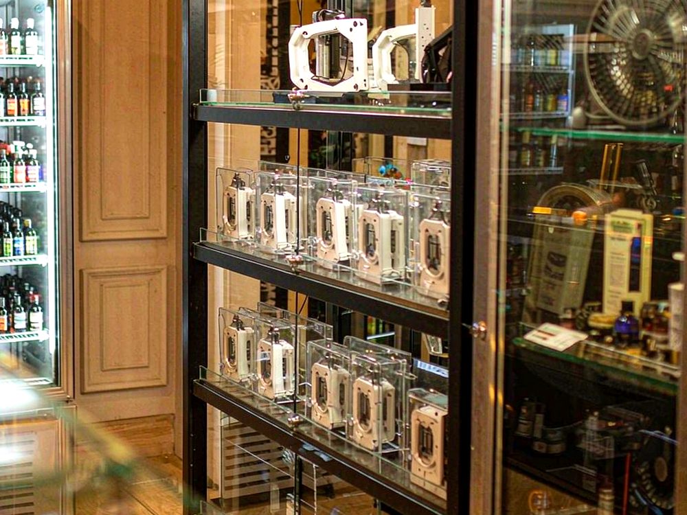 Reseller Guide to IQOS hardware — with fast shipping