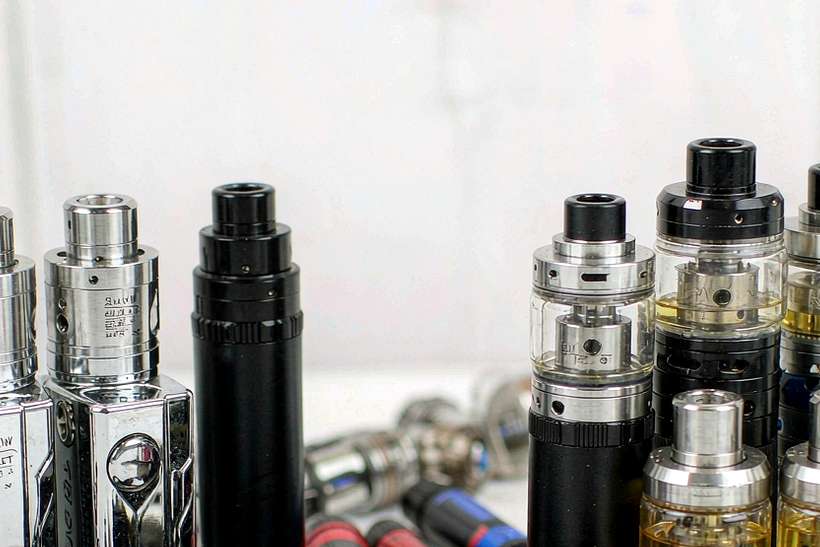 Reseller Guide to IQOS tanks — EU stock