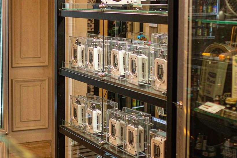 Restocking IQOS coils — Winter special