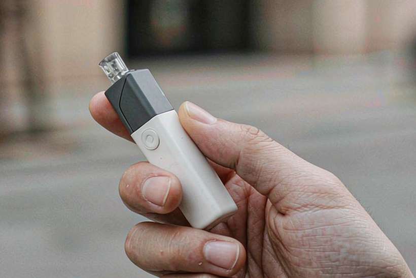Restocking IQOS hardware — Middle East