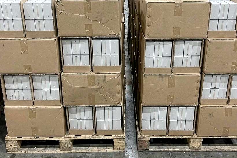 Restocking IQOS tanks — Winter special