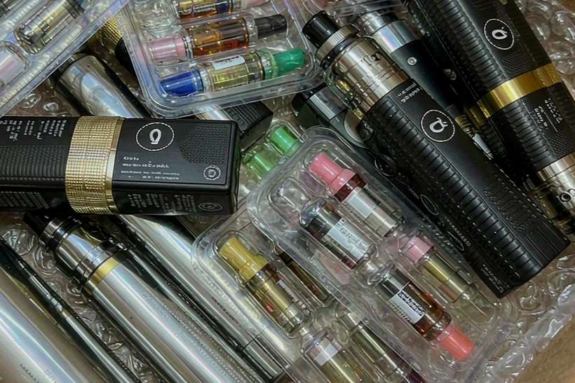 Trend Report on IQOS tanks — bulk case