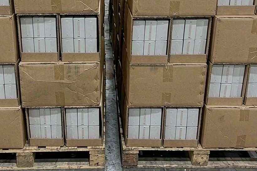 Warehouse Options for IQOS accessories — Winter special