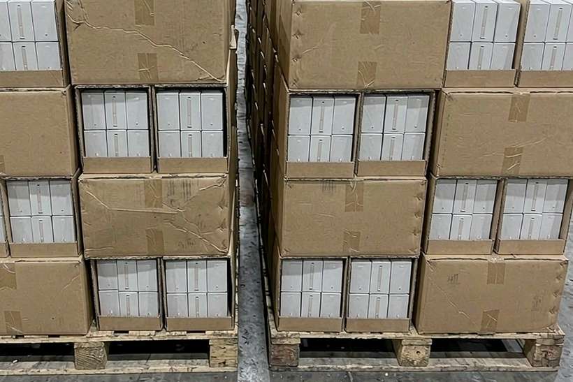 Warehouse Options for IQOS in Belarus — Winter special