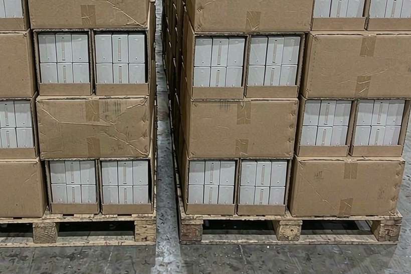 Warranty Notes for IQOS hardware — container load