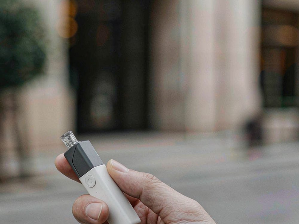 Warranty Notes for IQOS hardware — no minimum MOQ