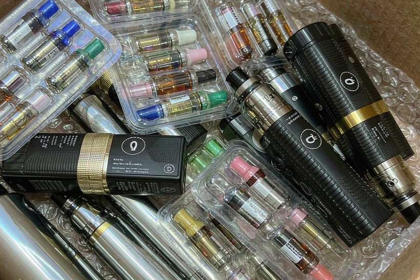 Warranty Notes for IQOS tanks — limited batch