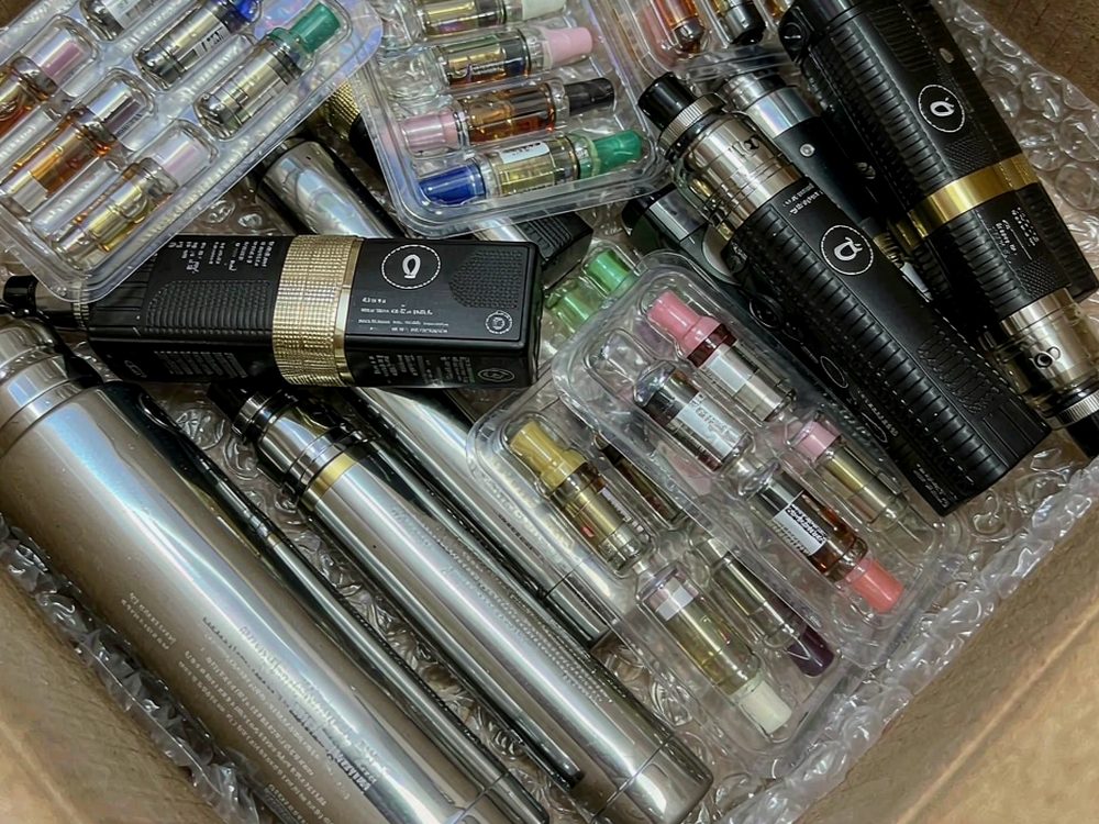 Wholesale IQOS accessories — no minimum MOQ