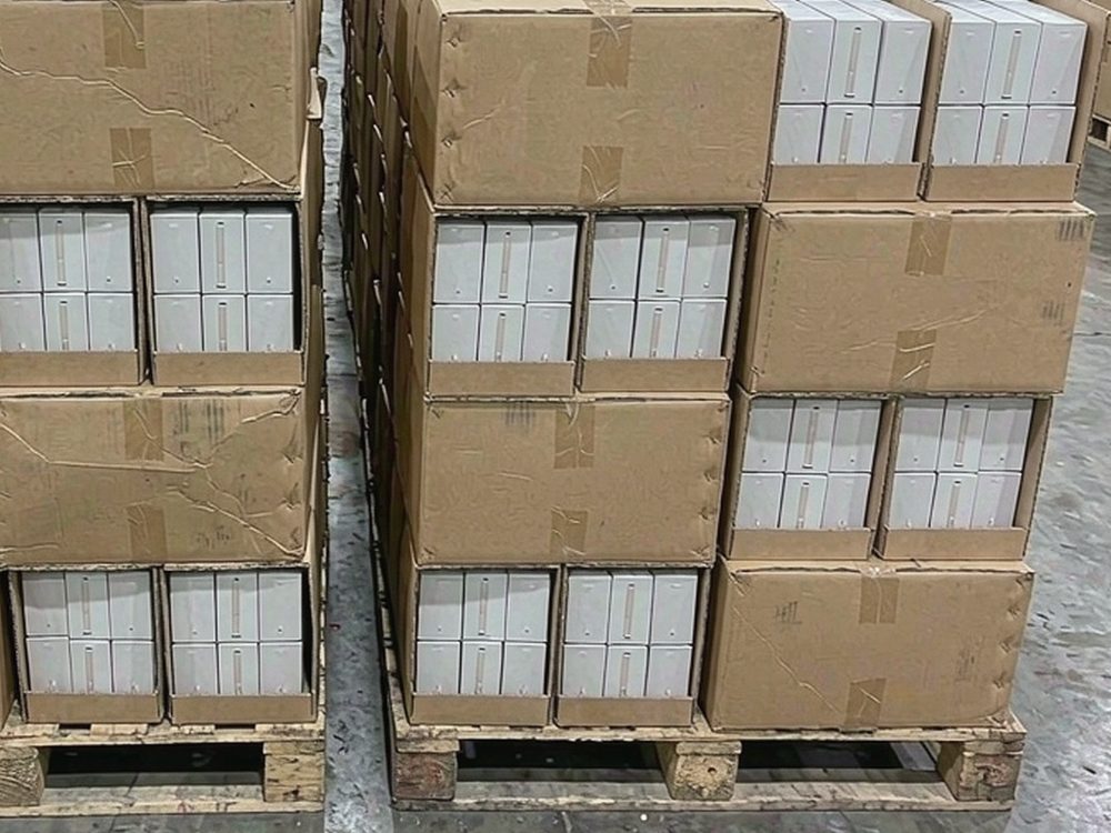Wholesale IQOS hardware — no minimum MOQ